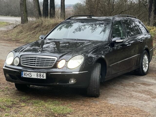 Черный Мерседес Е-Класс, объемом двигателя 3.2 л и пробегом 300 тыс. км за 2650 $, фото 1 на Automoto.ua