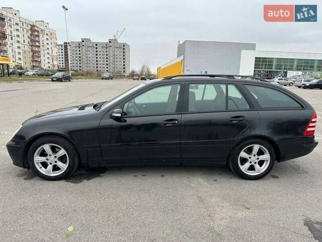 Черный Мерседес Е-Класс, объемом двигателя 2.1 л и пробегом 272 тыс. км за 5500 $, фото 1 на Automoto.ua
