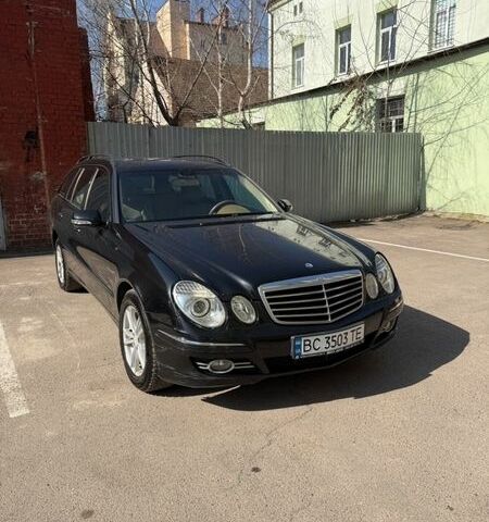 Чорний Мерседес Е-Клас, об'ємом двигуна 2.2 л та пробігом 305 тис. км за 7500 $, фото 1 на Automoto.ua