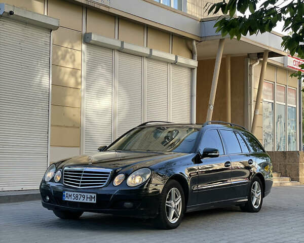 Черный Мерседес Е-Класс, объемом двигателя 2.15 л и пробегом 325 тыс. км за 6950 $, фото 1 на Automoto.ua