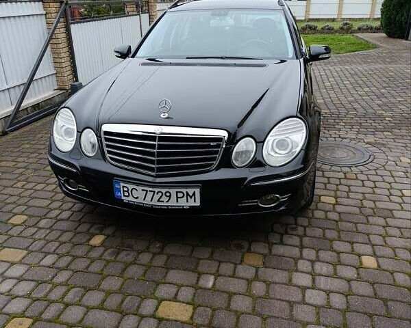 Черный Мерседес Е-Класс, объемом двигателя 2.99 л и пробегом 318 тыс. км за 8200 $, фото 1 на Automoto.ua