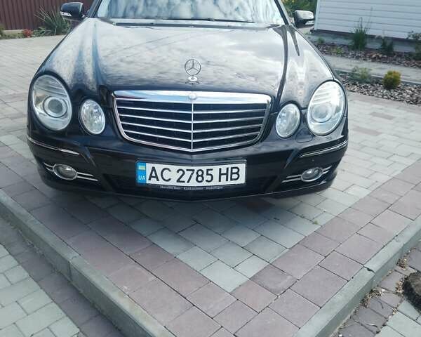 Чорний Мерседес Е-Клас, об'ємом двигуна 1.8 л та пробігом 167 тис. км за 8100 $, фото 1 на Automoto.ua