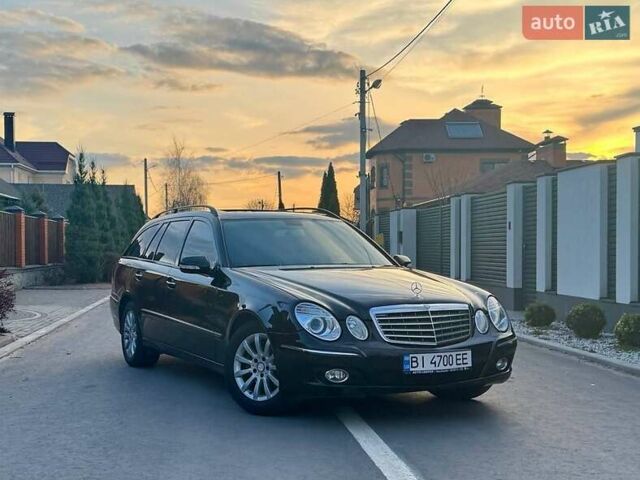 Чорний Мерседес Е-Клас, об'ємом двигуна 2.2 л та пробігом 374 тис. км за 9700 $, фото 1 на Automoto.ua