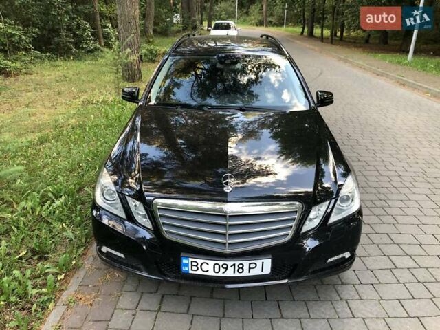 Черный Мерседес Е-Класс, объемом двигателя 2.14 л и пробегом 277 тыс. км за 11000 $, фото 1 на Automoto.ua
