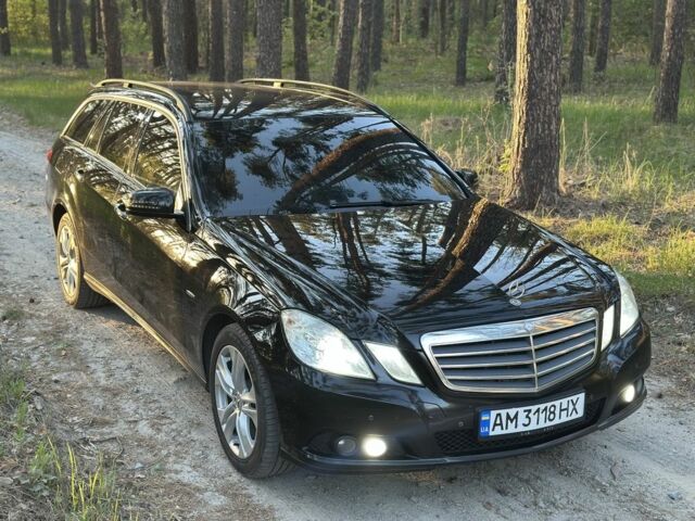 Чорний Мерседес Е-Клас, об'ємом двигуна 2.1 л та пробігом 446 тис. км за 9500 $, фото 1 на Automoto.ua