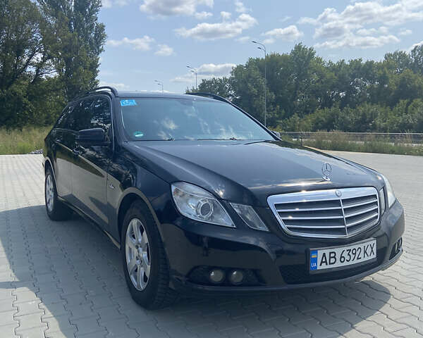 Чорний Мерседес Е-Клас, об'ємом двигуна 2.14 л та пробігом 215 тис. км за 11800 $, фото 1 на Automoto.ua