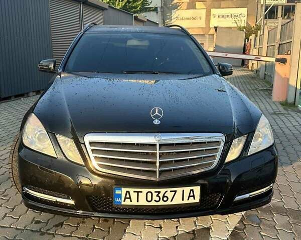 Чорний Мерседес Е-Клас, об'ємом двигуна 2.1 л та пробігом 293 тис. км за 13750 $, фото 1 на Automoto.ua