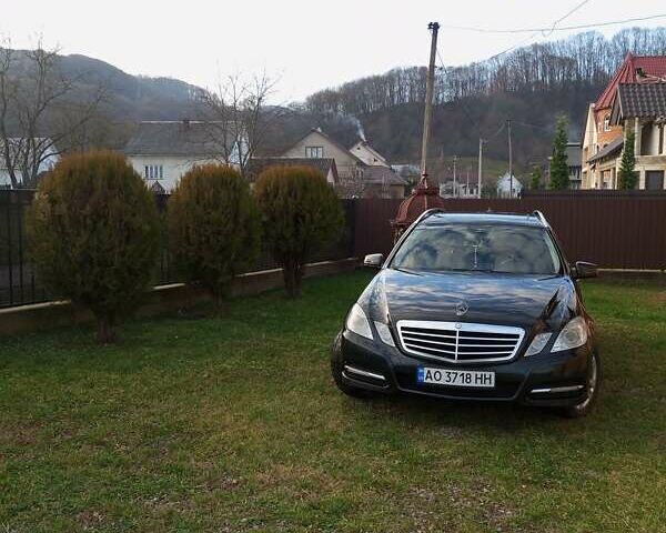 Чорний Мерседес Е-Клас, об'ємом двигуна 2.14 л та пробігом 170 тис. км за 10700 $, фото 1 на Automoto.ua