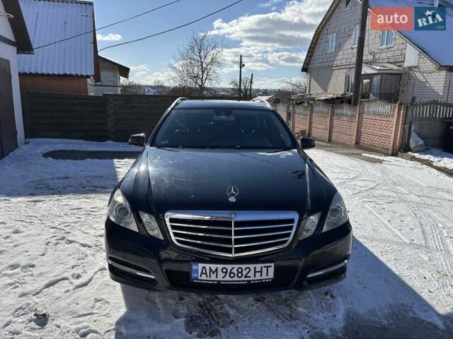 Черный Мерседес Е-Класс, объемом двигателя 2.1 л и пробегом 362 тыс. км за 13000 $, фото 1 на Automoto.ua