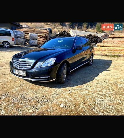 Черный Мерседес Е-Класс, объемом двигателя 2.1 л и пробегом 405 тыс. км за 9500 $, фото 1 на Automoto.ua
