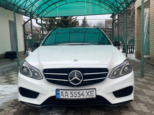 Черный Мерседес Е-Класс, объемом двигателя 2.1 л и пробегом 194 тыс. км за 20037 $, фото 1 на Automoto.ua