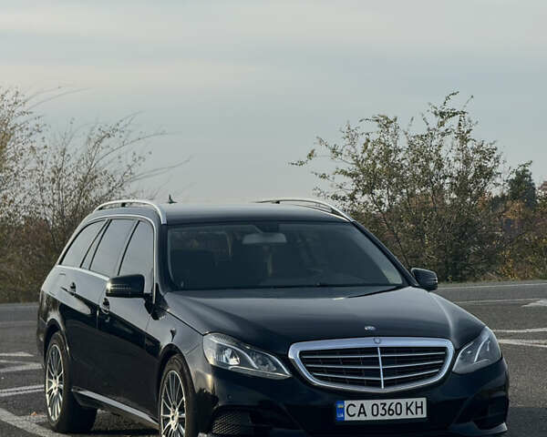 Черный Мерседес Е-Класс, объемом двигателя 2.2 л и пробегом 320 тыс. км за 13900 $, фото 1 на Automoto.ua
