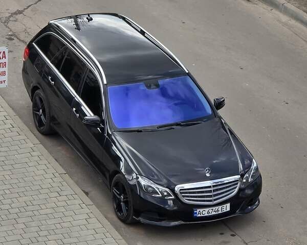 Чорний Мерседес Е-Клас, об'ємом двигуна 2.1 л та пробігом 280 тис. км за 16900 $, фото 1 на Automoto.ua