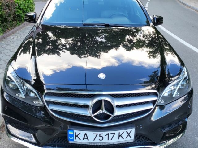 Черный Мерседес Е-Класс, объемом двигателя 2.1 л и пробегом 360 тыс. км за 15500 $, фото 1 на Automoto.ua