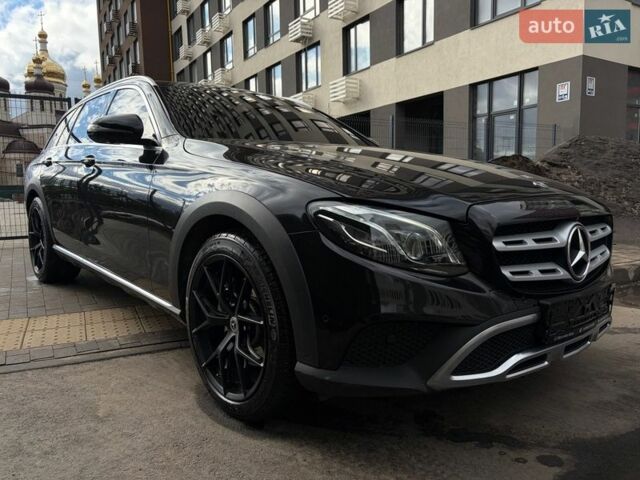 Чорний Мерседес Е-Клас, об'ємом двигуна 1.95 л та пробігом 126 тис. км за 33200 $, фото 1 на Automoto.ua