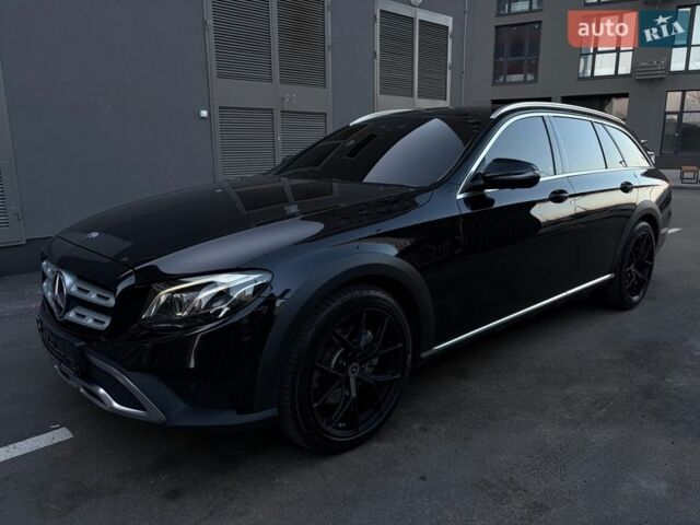 Черный Мерседес Е-Класс, объемом двигателя 1.95 л и пробегом 126 тыс. км за 35300 $, фото 1 на Automoto.ua