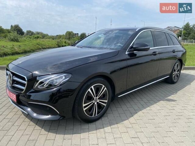 Черный Мерседес Е-Класс, объемом двигателя 1.95 л и пробегом 79 тыс. км за 26999 $, фото 1 на Automoto.ua
