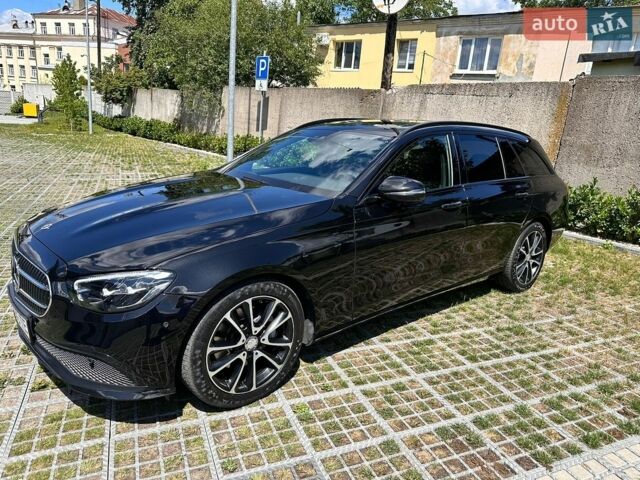Чорний Мерседес Е-Клас, об'ємом двигуна 1.95 л та пробігом 331 тис. км за 31000 $, фото 1 на Automoto.ua