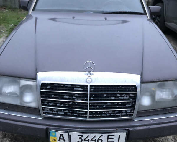 Фиолетовый Мерседес Е-Класс, объемом двигателя 3 л и пробегом 460 тыс. км за 4000 $, фото 1 на Automoto.ua