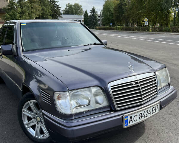 Фіолетовий Мерседес Е-Клас, об'ємом двигуна 2.5 л та пробігом 540 тис. км за 4000 $, фото 1 на Automoto.ua