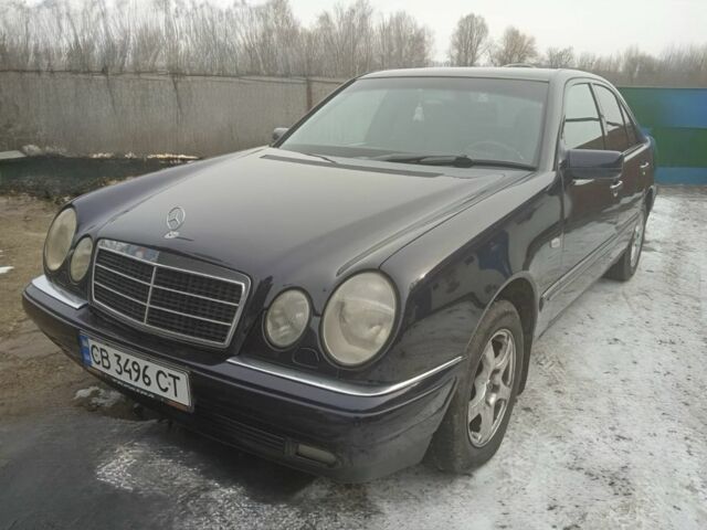 Фиолетовый Мерседес Е-Класс, объемом двигателя 2.9 л и пробегом 500 тыс. км за 5790 $, фото 1 на Automoto.ua