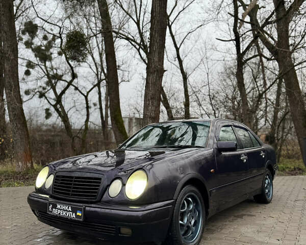 Фіолетовий Мерседес Е-Клас, об'ємом двигуна 2.16 л та пробігом 425 тис. км за 2500 $, фото 1 на Automoto.ua