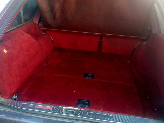 Фиолетовый Мерседес Е-Класс, объемом двигателя 2.8 л и пробегом 435 тыс. км за 3100 $, фото 1 на Automoto.ua