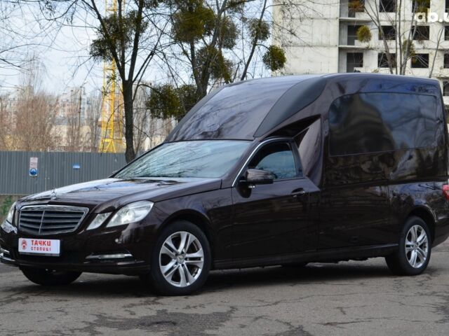 Мерседес Е-Класс 2011 в Киеве на Automoto.ua Коричневый Мерседес Е-Класс, объемом двигателя 2.1 л и пробегом 181 тыс. км за 26500 $, фото 1 на Automoto.ua