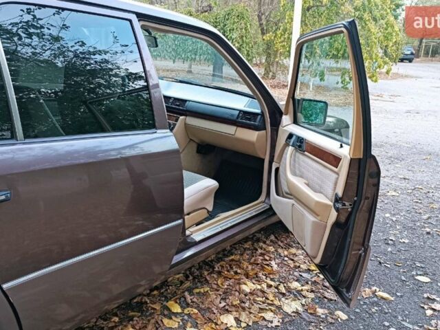 Коричневий Мерседес Е-Клас, об'ємом двигуна 3.2 л та пробігом 489 тис. км за 4900 $, фото 1 на Automoto.ua