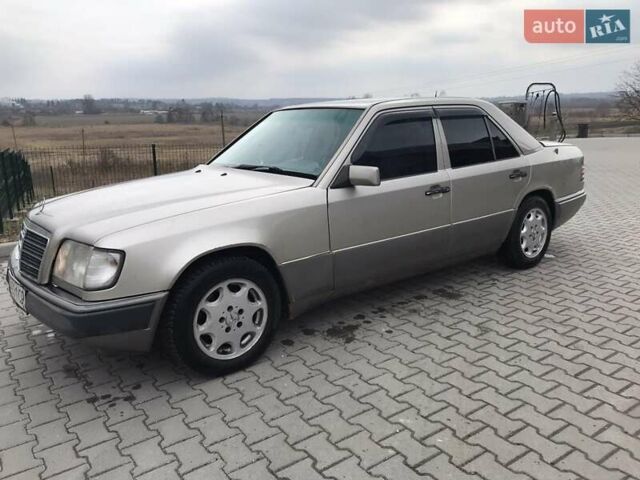 Коричневий Мерседес Е-Клас, об'ємом двигуна 2.2 л та пробігом 481 тис. км за 2100 $, фото 1 на Automoto.ua