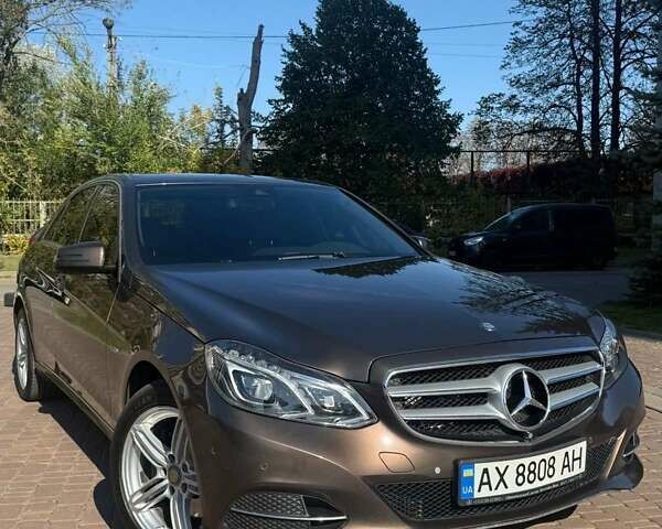 Мерседес Е-Класс 2015 в Киеве на Automoto.ua Коричневый Мерседес Е-Класс, объемом двигателя 2.14 л и пробегом 193 тыс. км за 21000 $, фото 1 на Automoto.ua