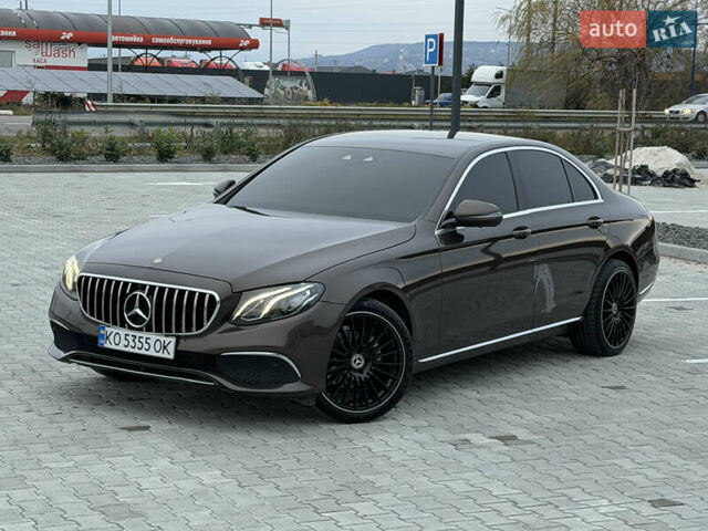 Коричневый Мерседес Е-Класс, объемом двигателя 1.95 л и пробегом 310 тыс. км за 24000 $, фото 1 на Automoto.ua