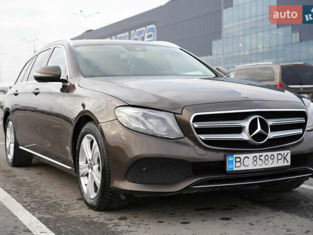 Коричневый Мерседес Е-Класс, объемом двигателя 1.95 л и пробегом 275 тыс. км за 22500 $, фото 1 на Automoto.ua