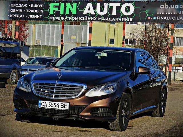 Коричневий Мерседес Е-Клас, об'ємом двигуна 2.1 л та пробігом 172 тис. км за 18800 $, фото 1 на Automoto.ua