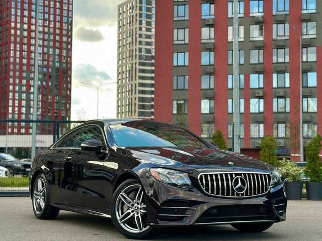 Красный Мерседес Е-Класс, объемом двигателя 3 л и пробегом 28 тыс. км за 36000 $, фото 1 на Automoto.ua