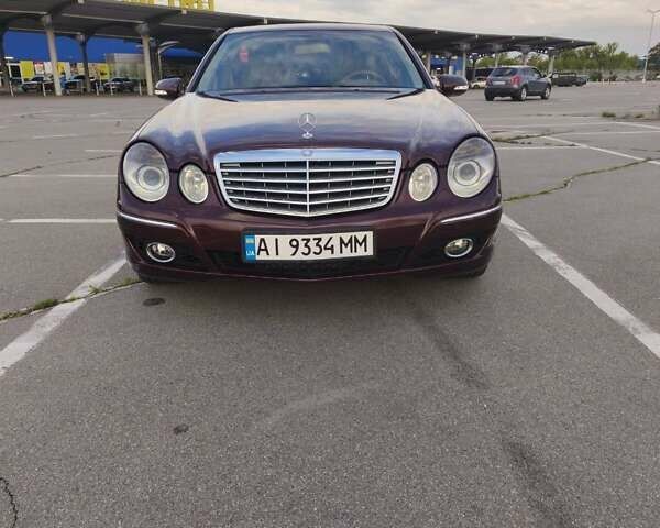 Червоний Мерседес Е-Клас, об'ємом двигуна 3 л та пробігом 400 тис. км за 7500 $, фото 1 на Automoto.ua