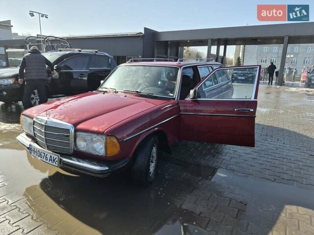 Червоний Мерседес Е-Клас, об'ємом двигуна 2.4 л та пробігом 900 тис. км за 2600 $, фото 1 на Automoto.ua