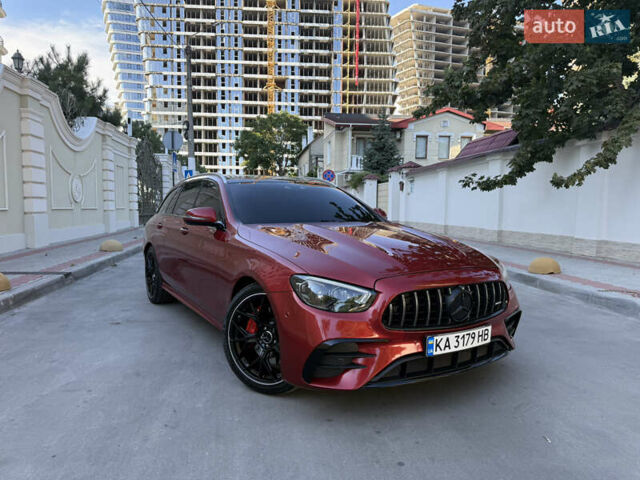 Червоний Мерседес Е-Клас, об'ємом двигуна 3 л та пробігом 220 тис. км за 32000 $, фото 1 на Automoto.ua