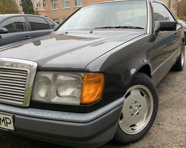 Мерседес Е-Клас, об'ємом двигуна 3 л та пробігом 420 тис. км за 9900 $, фото 1 на Automoto.ua