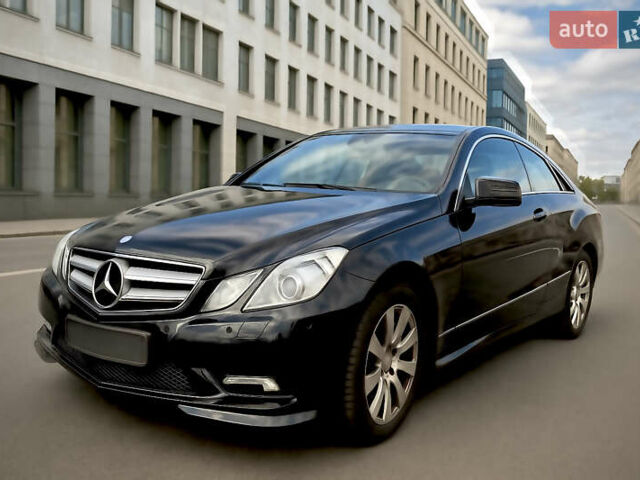 Мерседес Е-Класс, объемом двигателя 0 л и пробегом 210 тыс. км за 13000 $, фото 1 на Automoto.ua