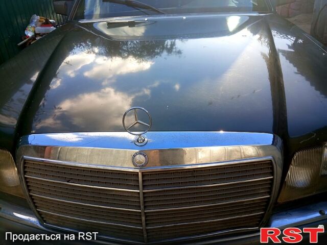 Мерседес Е-Класс, объемом двигателя 25 л и пробегом 300 тыс. км за 400 $, фото 1 на Automoto.ua