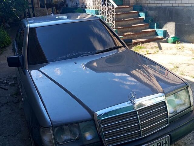 Мерседес Е-Класс, объемом двигателя 2 л и пробегом 336 тыс. км за 1300 $, фото 1 на Automoto.ua