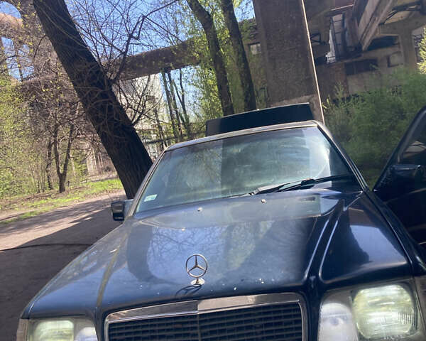 Мерседес Е-Клас, об'ємом двигуна 2.3 л та пробігом 345 тис. км за 2500 $, фото 1 на Automoto.ua