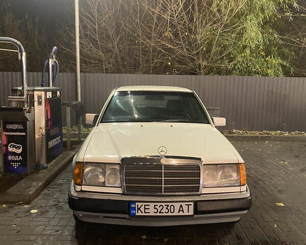 Мерседес Е-Класс, объемом двигателя 2.3 л и пробегом 545 тыс. км за 2500 $, фото 1 на Automoto.ua