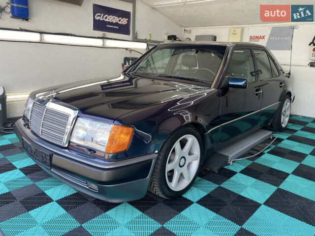 Мерседес Е-Клас, об'ємом двигуна 5 л та пробігом 115 тис. км за 71086 $, фото 1 на Automoto.ua