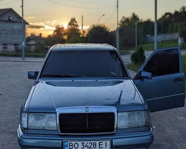 Мерседес Е-Класс, объемом двигателя 2.2 л и пробегом 110 тыс. км за 3500 $, фото 1 на Automoto.ua