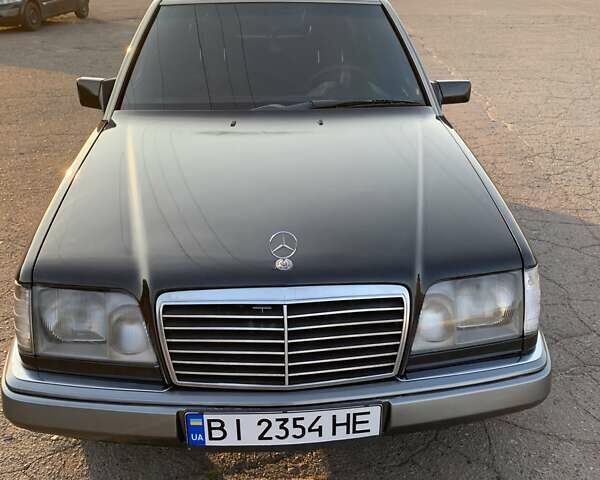 Мерседес Е-Класс, объемом двигателя 2.5 л и пробегом 508 тыс. км за 6000 $, фото 1 на Automoto.ua