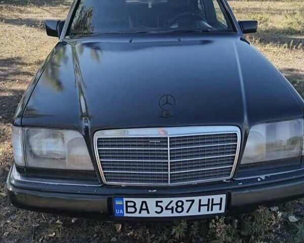 Мерседес Е-Клас, об'ємом двигуна 2 л та пробігом 350 тис. км за 3200 $, фото 1 на Automoto.ua