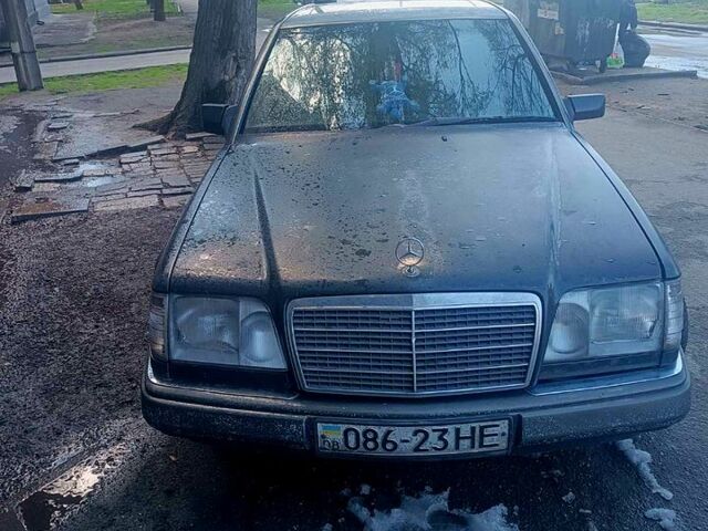 Мерседес Е-Клас, об'ємом двигуна 2.2 л та пробігом 111 тис. км за 2200 $, фото 1 на Automoto.ua
