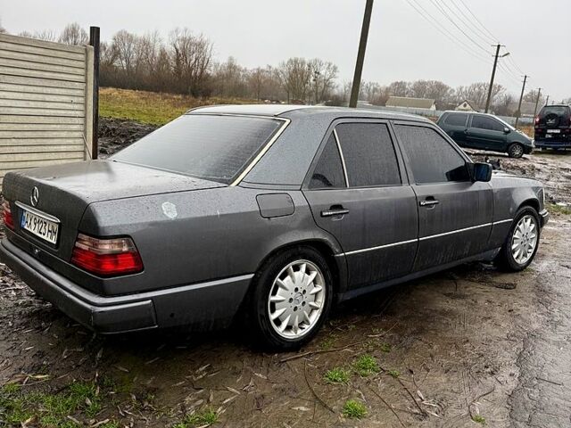 Мерседес Е-Класс, объемом двигателя 2.8 л и пробегом 280 тыс. км за 1550 $, фото 1 на Automoto.ua